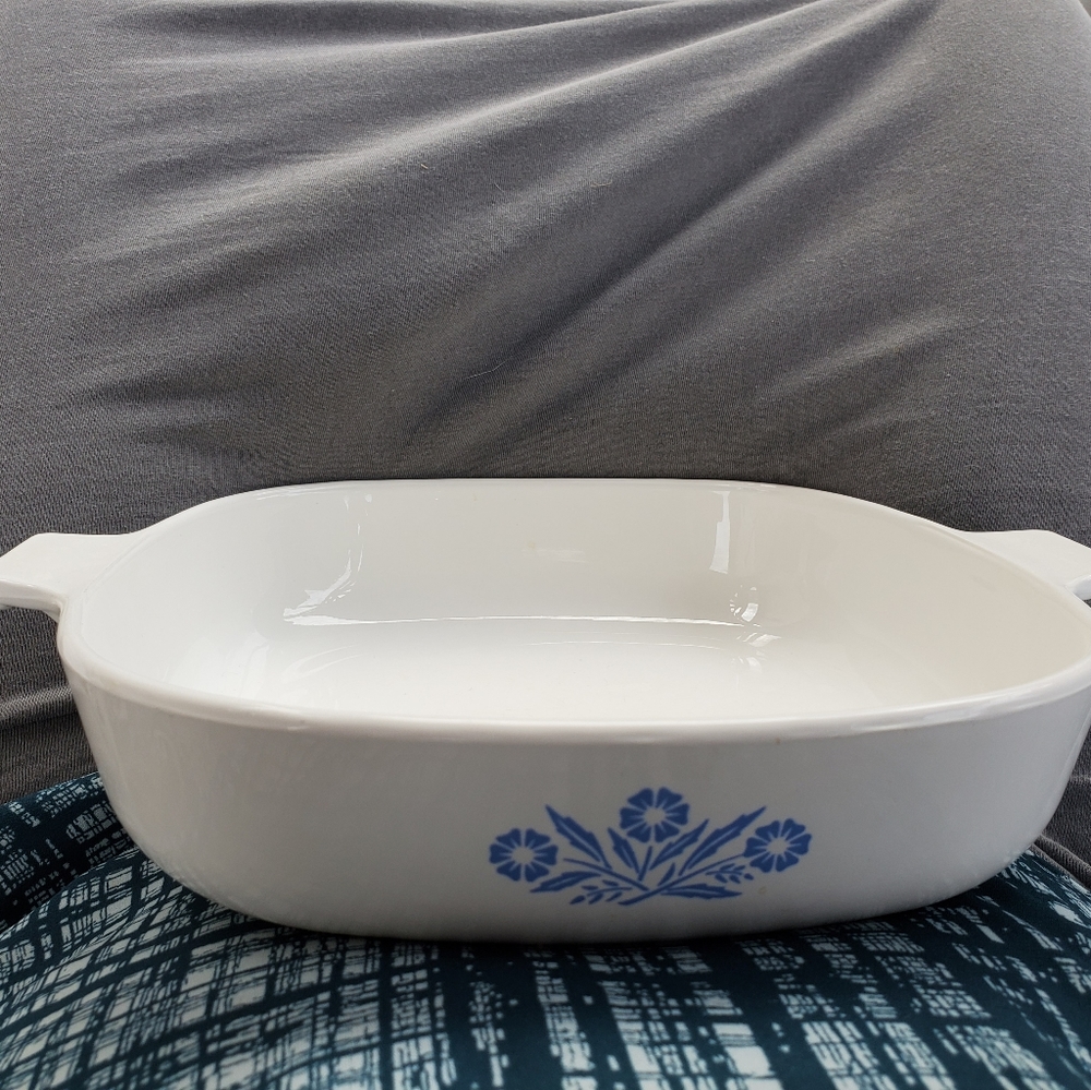 Corningware blue cornflower casserole